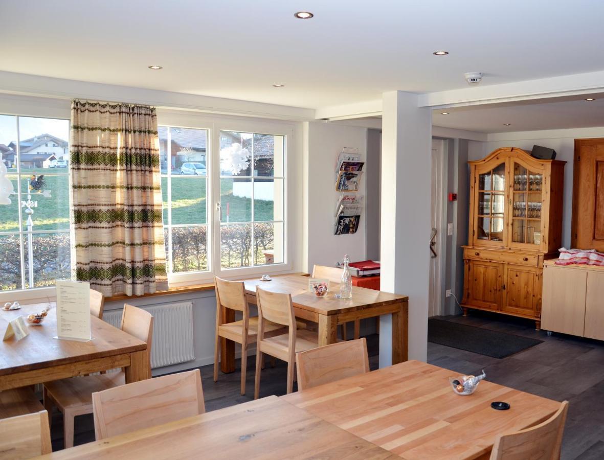 Hotel Restaurant Sunnmatt Aeschi Bei Spiez Exteriör bild