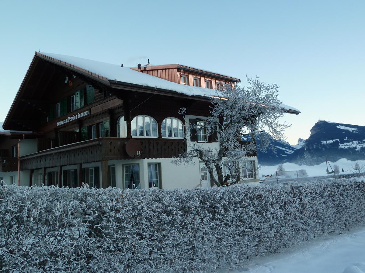 Hotel Restaurant Sunnmatt Aeschi Bei Spiez Exteriör bild